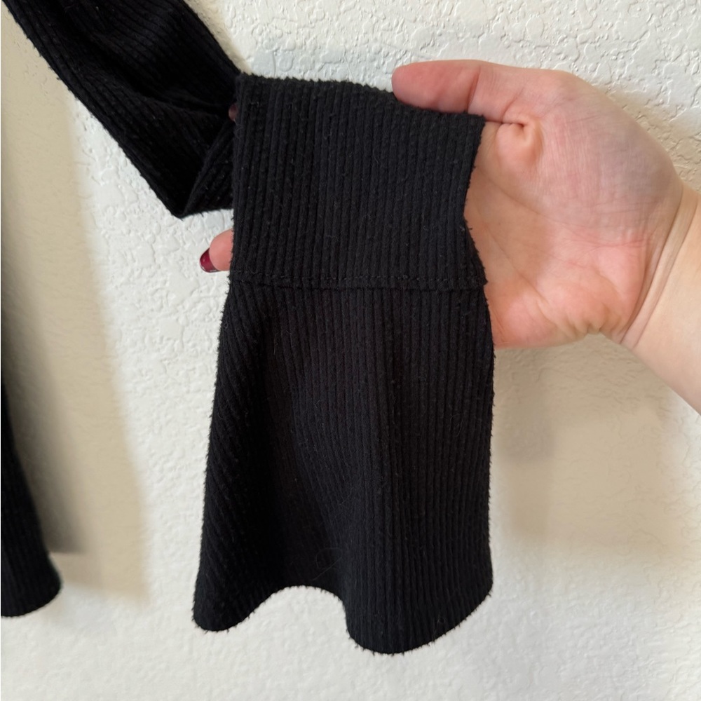 Black Ribbed Cold Shoulder Top - Picture 4 of 4